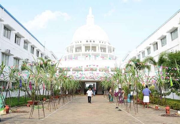 Aarupadai Veedu Institute of Technology