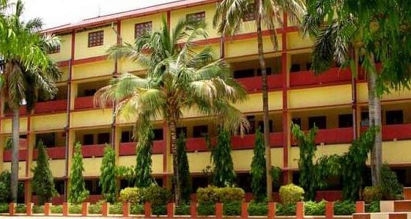 Holy Cross College
