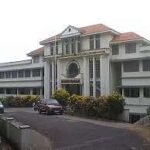 Catholicate College