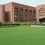 Maitreyi College